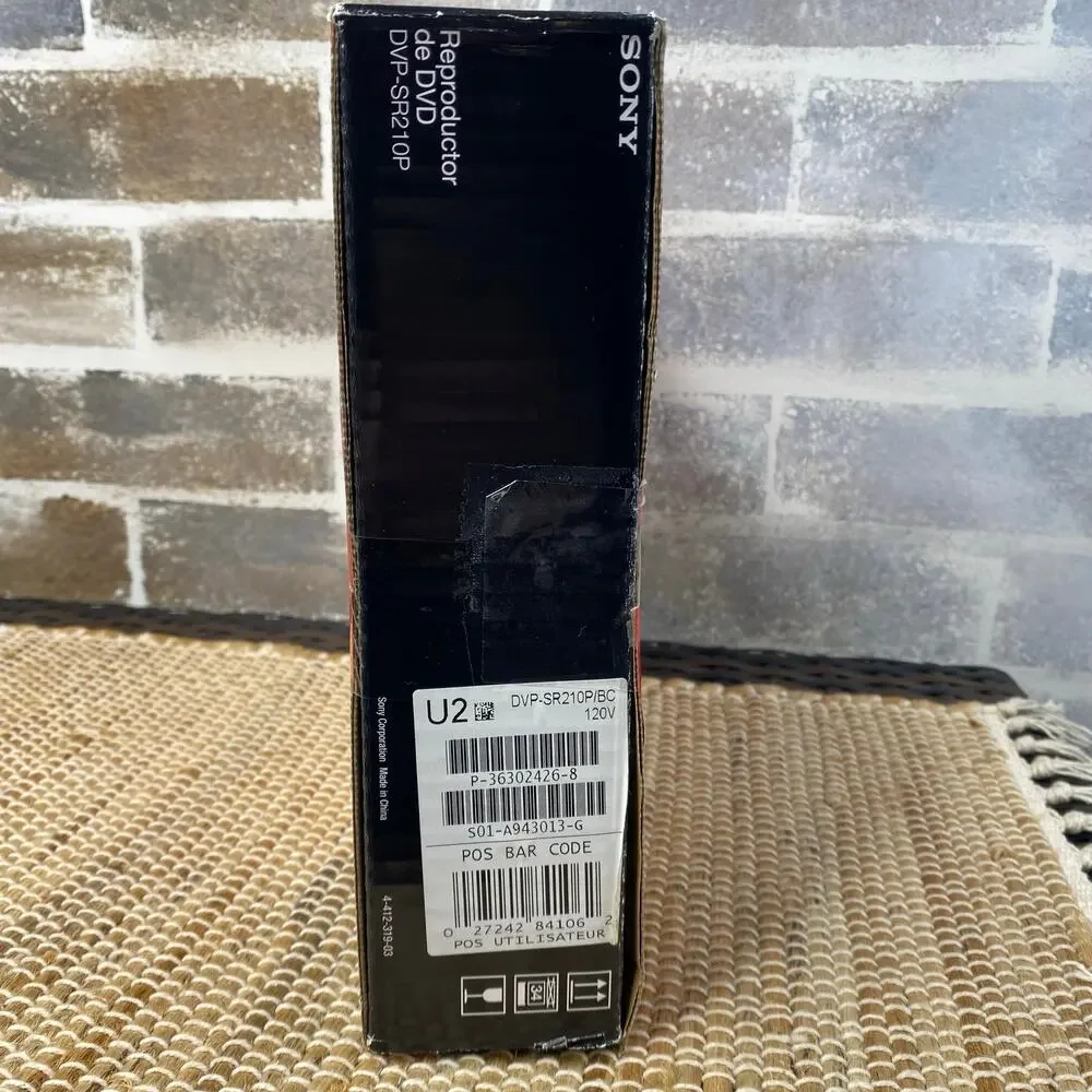 SONY DVD Player DVP-SR210P with Remote RMT-D197A Compact comes in Box